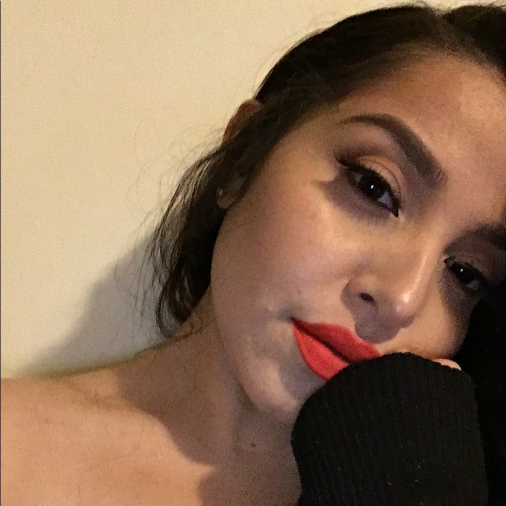 Meet your Posher, Samantha